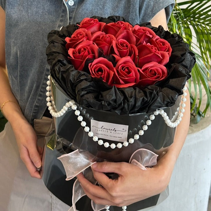 Black Romance Soap Rose Bouquet