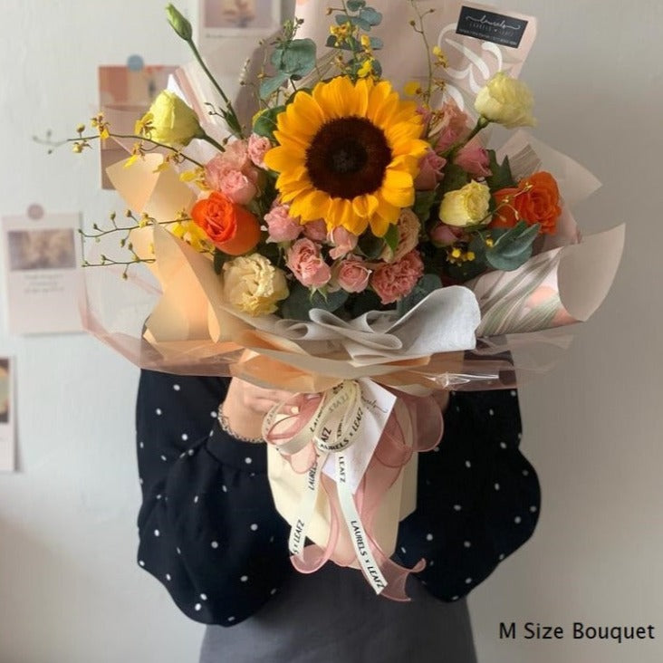 Sonny Sunflower Bouquet (DB)