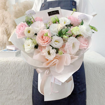 V2024 Chihiro Mix Flower Bouquet