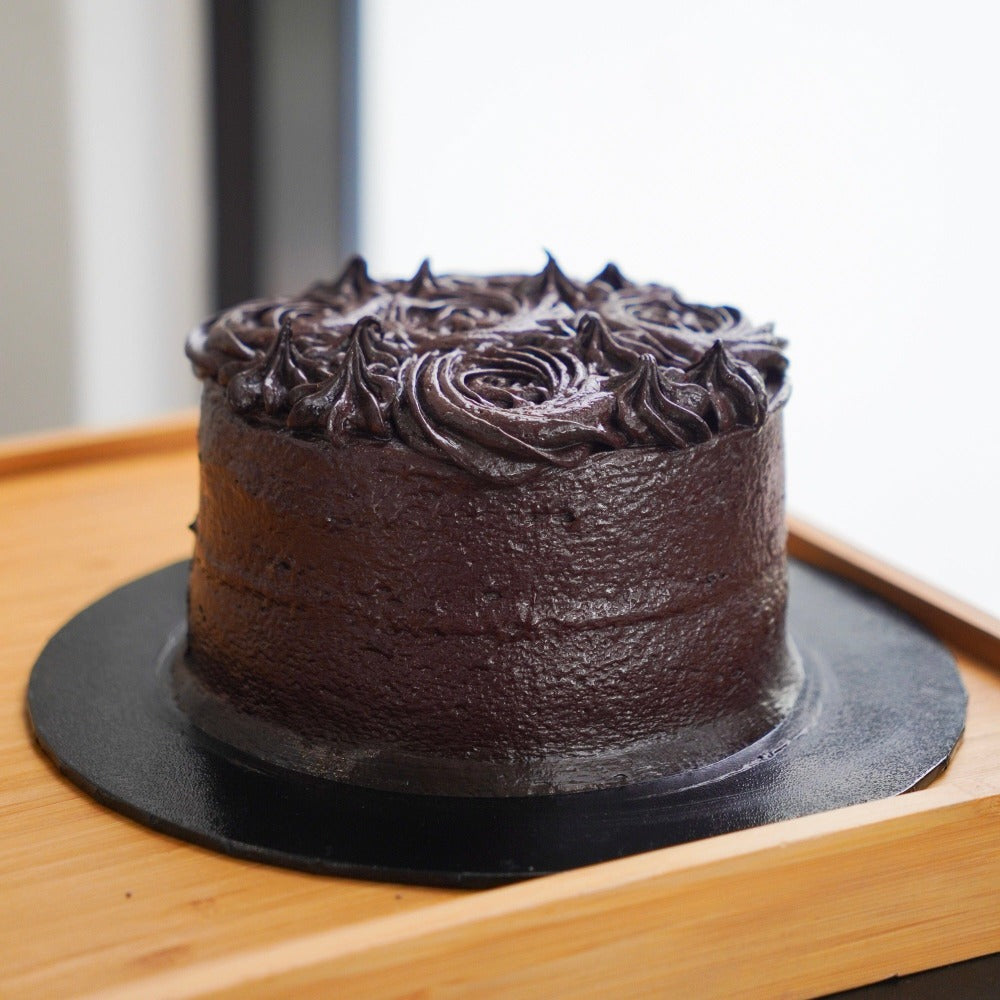 Le Sweet 5' Chocolate Love cake