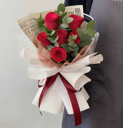 Lovely Six Rose Bouquet | Laurels & Leafz