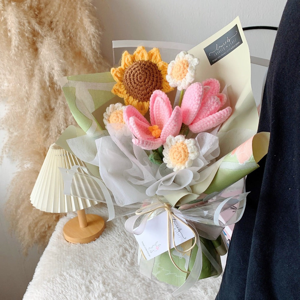 Knit Elegance Crochet Flower Bouquet