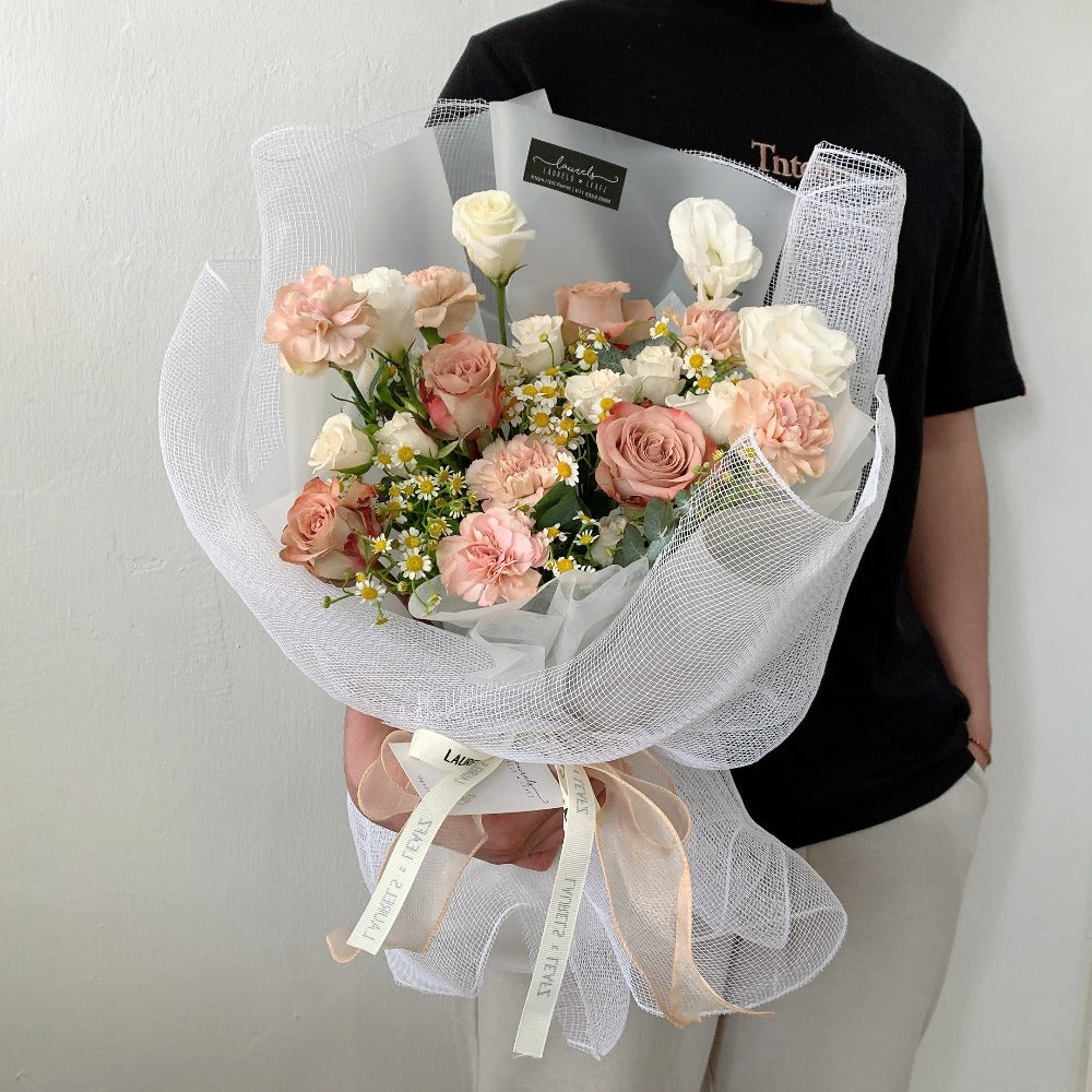 Penelope Flower Bouquet | Laurels & Leafz