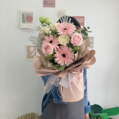 Korean Style Fresh Flower Bouquet | Laurels & Leafz