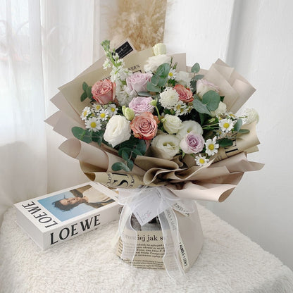 Rowena Cappuccino Flower Bouquet | Laurels & Leafz