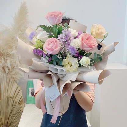 Candice Mix Flower Bouquet Laurels & Leafz