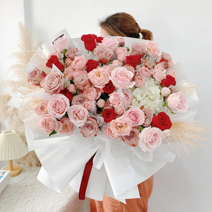 Rosy Dreams Bouquet | Laurels & Leafz